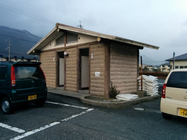 志賀駅駐車場のトイレ